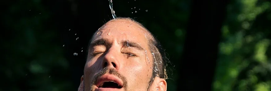 Chuva Dourada: Tudo que você precisa saber sobre pissing!