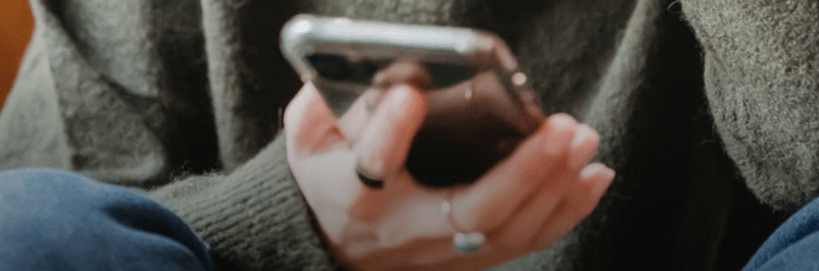 Cuidados com nudes salvos no celular